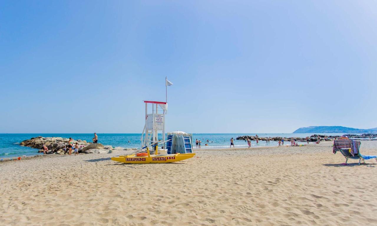 Appartamento Vista Mare Misano Adriatico Εξωτερικό φωτογραφία
