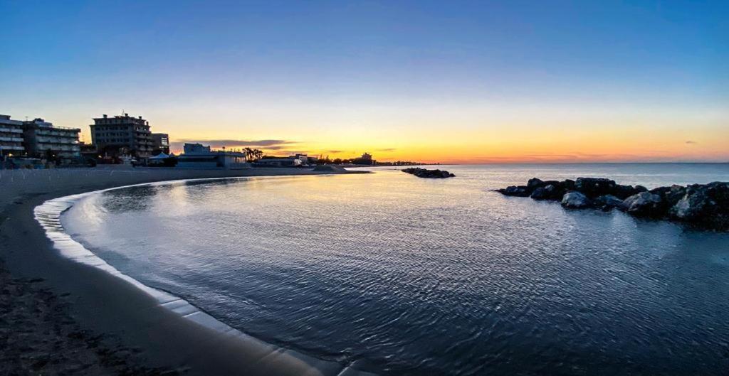Appartamento Vista Mare Misano Adriatico Εξωτερικό φωτογραφία