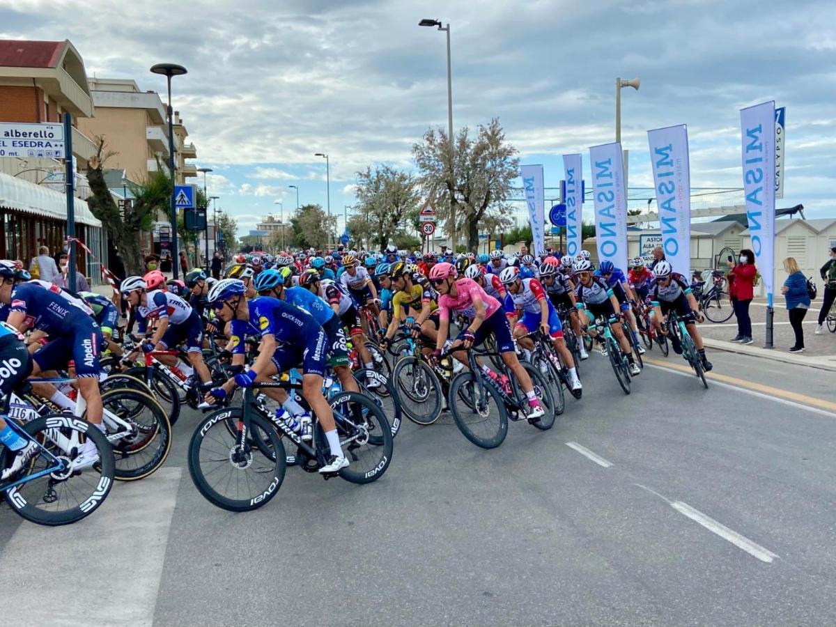 Appartamento Vista Mare Misano Adriatico Εξωτερικό φωτογραφία